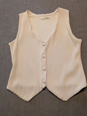 Sleeveless Anthropologie Slouchy Ribbed Cardigan Sweater Vest -Size Medium Cream